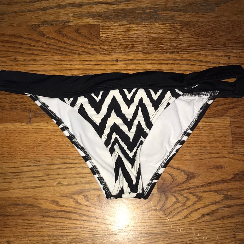 Black and white bikini bottoms